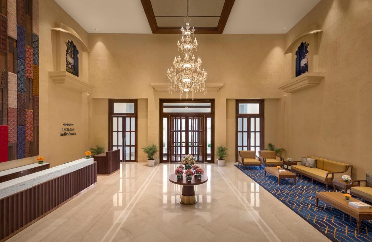 Uday Palace Navsari, A Member Of Radisson Individuals ภายนอก รูปภาพ